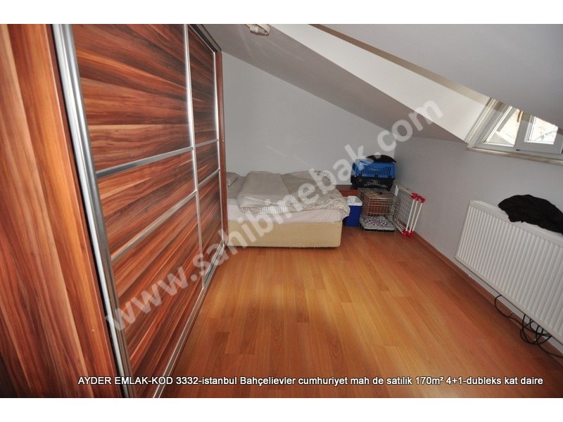 Bahçelievler Cumhuriyet Mah. 170 m2 Satılık 2. Kat 4+1 Daire