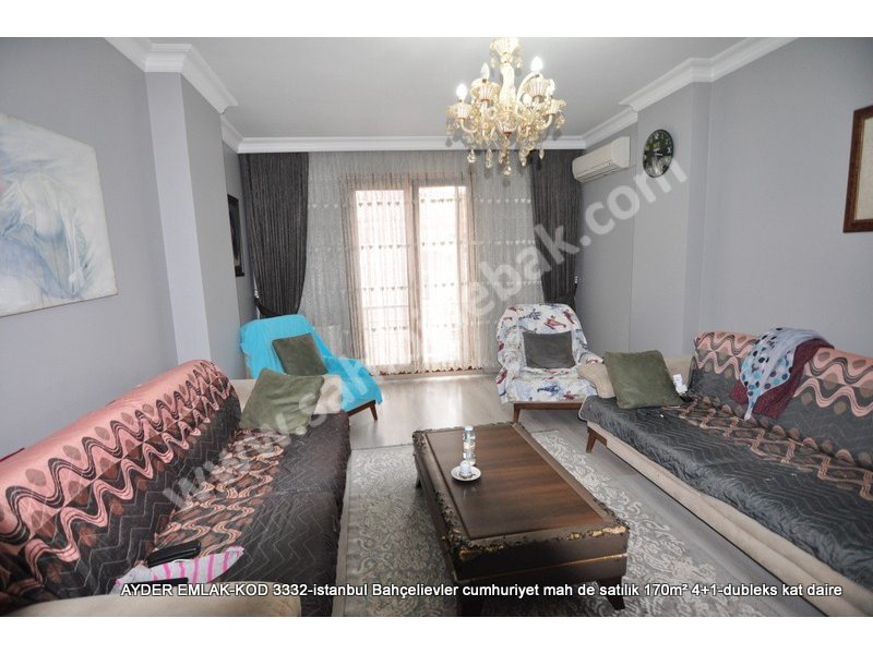 Bahçelievler Cumhuriyet Mah. 170 m2 Satılık 2. Kat 4+1 Daire