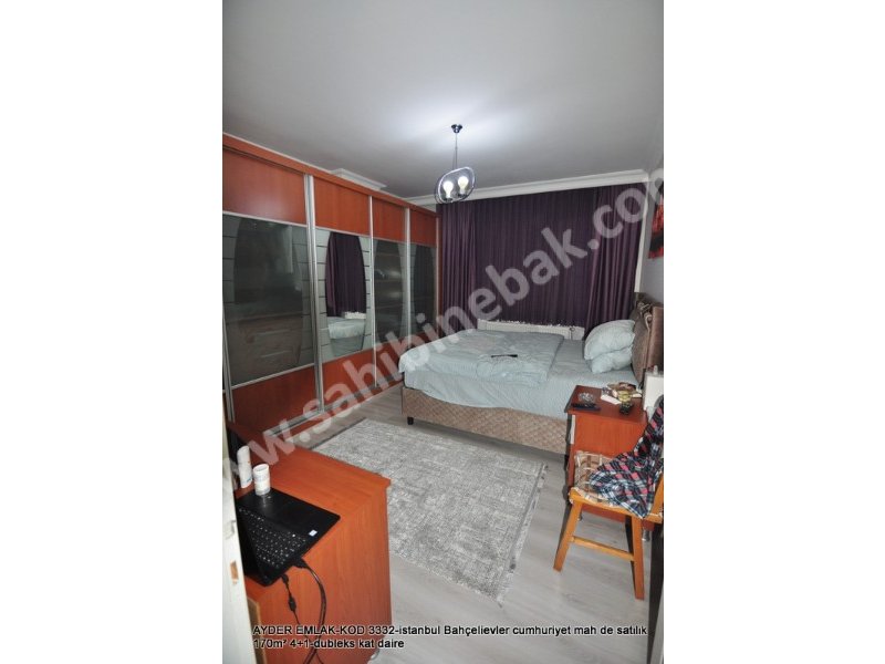 Bahçelievler Cumhuriyet Mah. 170 m2 Satılık 2. Kat 4+1 Daire