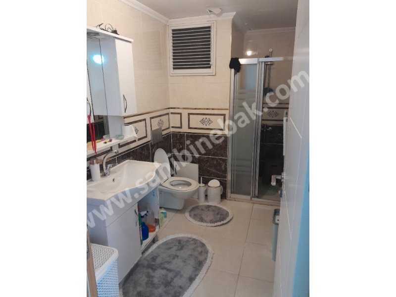 İstanbul Güngören Tozkoparan Mah. Kiralık 2. Kat 1+1 Daire 82 m2