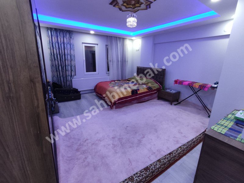 SAKARYA SERDİVAN'DA SATILIK 1. KAT 4+1 DUBLEKS 190 M2 DAİRE