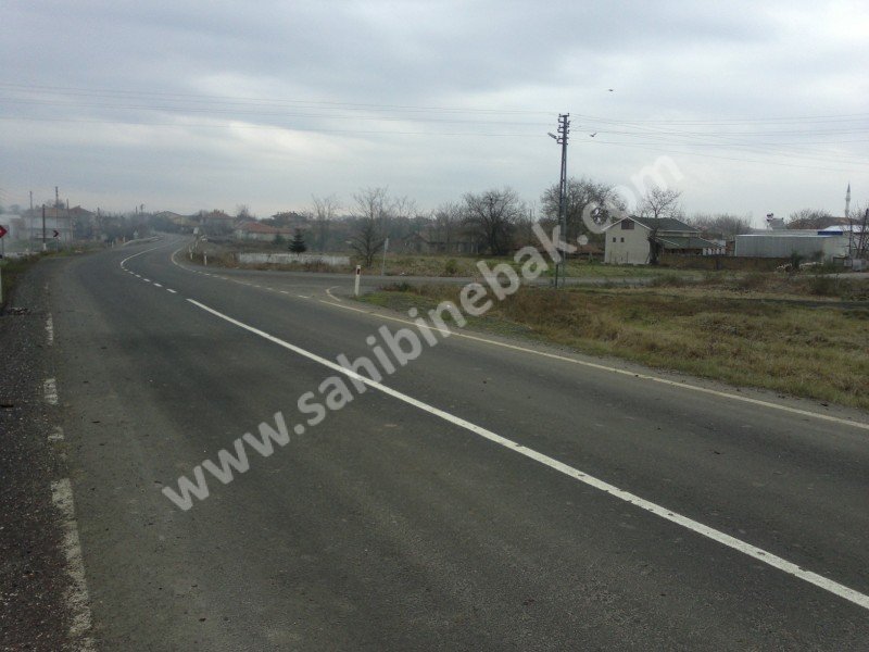 Tekirdağ Muratlıya 8 km mesafede Kiralık 400 m2 Depo