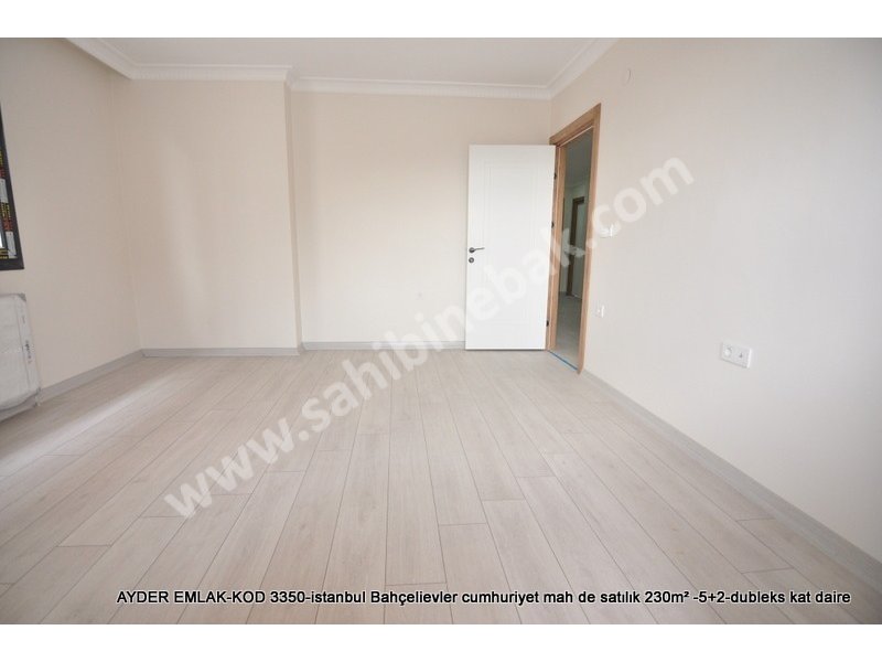 Bahçelievler Cumhuriyet Mah. Satılık 5+2 Dubleks Daire
