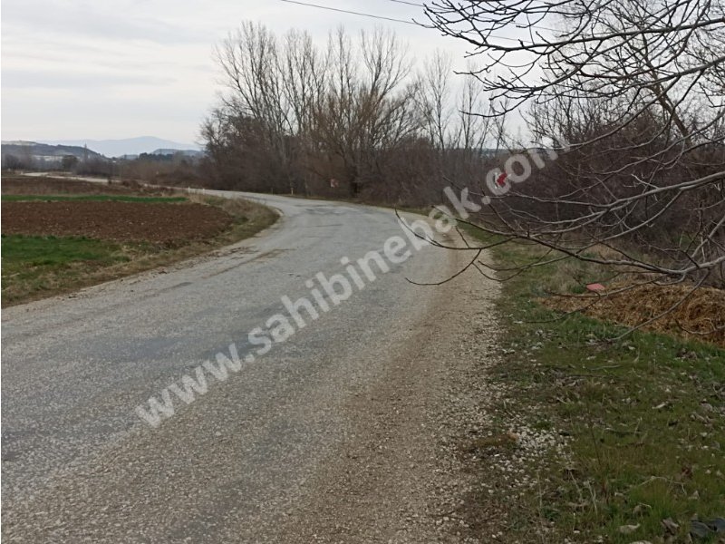 Tekirdağ Ergene Misinli Mah. Misinlide Hızlı Trene Komşu Parseller