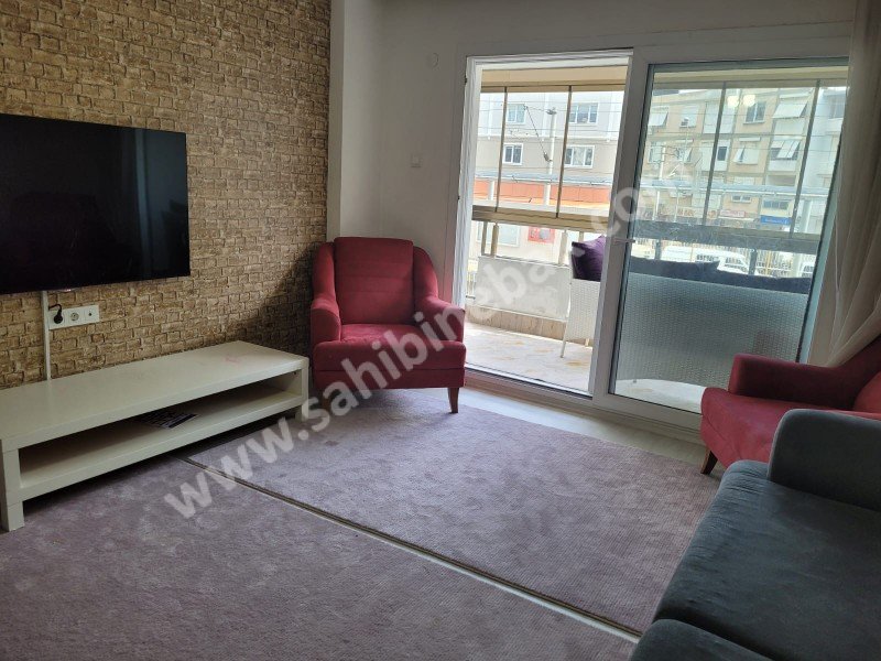 İzmir Karşıyaka Yalı Mahallesinde Satılık 2. Kat 3+1 Lüks Daire