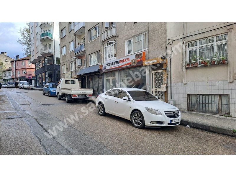 OSMANGAZİ ALTIPARMAK'TA SATILIK 150 M2 DÜKKAN