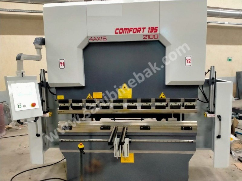 CONFORT 2100mm 135 Ton 4 Eksen LİNDA Machine Abkant Pres