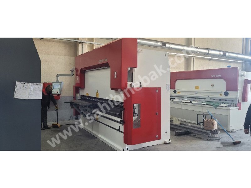 CONFORT 3600mm 320 Ton 3 Eksen Cnc LİNDA Machine Abkant Pres