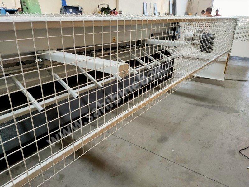 LRGM 4050 x 4mm Rediktörlü Nc Kontrollü 750mm LİNDA Machine Marka Giyotin Makas