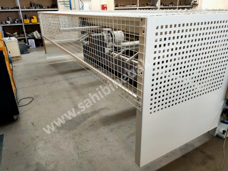 LRGM 4050 x 4mm Rediktörlü Nc Kontrollü 750mm LİNDA Machine Marka Giyotin Makas