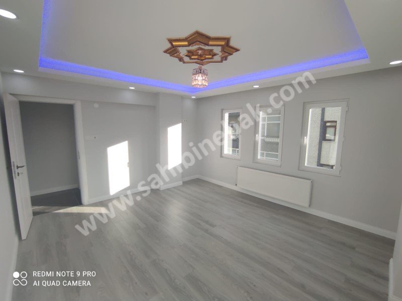 Serdivan İstiklal Mah. Satılık 4+1 Bahçe Katı Dubleks Daire