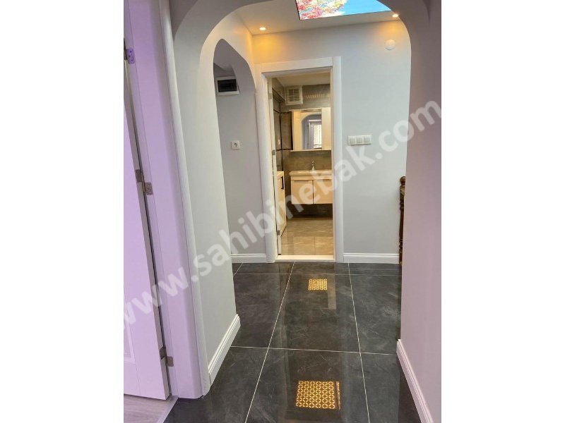 Serdivan İstiklal Mah. Satılık 4+1 Bahçe Katı Dubleks Daire