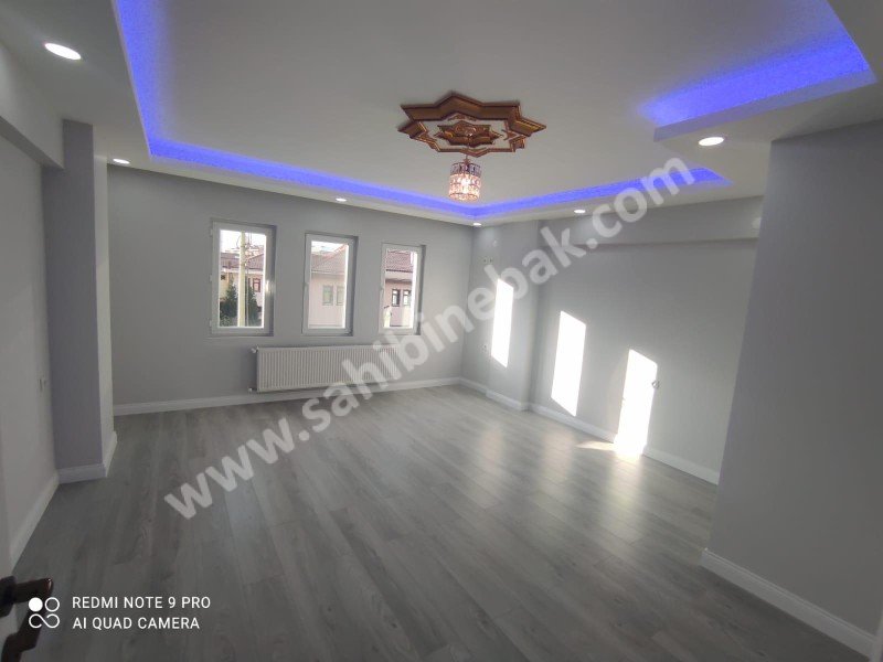 Serdivan İstiklal Mah. Satılık 4+1 Bahçe Katı Dubleks Daire