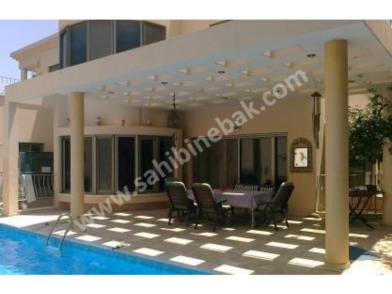 Muğla Bodrum Gümbet'de Haftalık Kiralık Lüks Havuzlu Dublex Villa