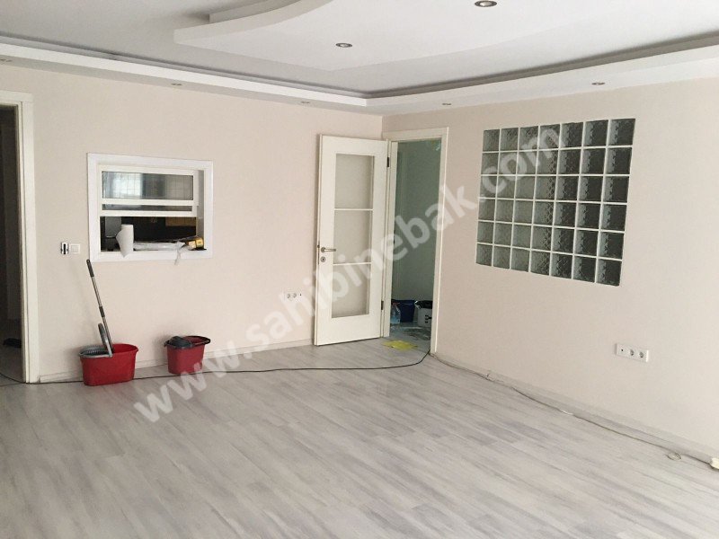 İzmir Konak Mithatpaşa Mah. 125 m2 Kiralık 1. Kat 3+1 Daire