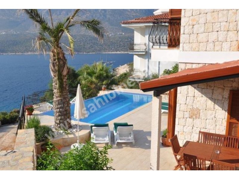 Antalya kaş'ta lüks havuzlu kiralık villa