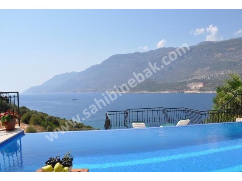 Antalya kaş'ta lüks havuzlu kiralık villa
