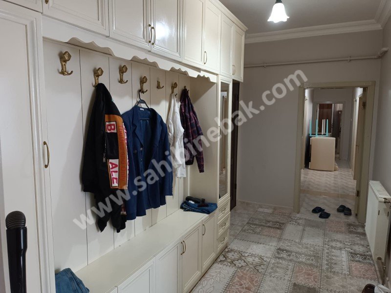 Aksaray Büyük Bölcek Mah. 225 m2 Satılık 3. Kat 4+1 Daire