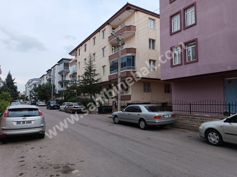 Aksaray Büyük Bölcek Mah. 225 m2 Satılık 3. Kat 4+1 Daire