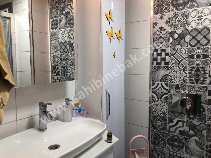 İZMİR KARŞIYAKA DEMİRKÖPRÜ'DE SATILIK 3+1 LÜX TERASLI DAİRE