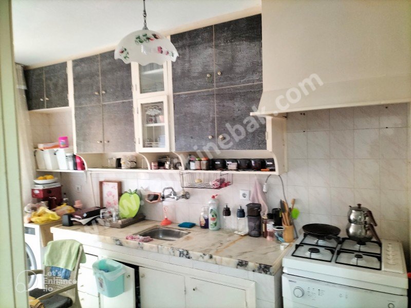İZMİR KONAK'DA SAHİBİNDEN SATILIK 3+1 DOĞU GÜNEY CEPHE 103 M2 DAİRE