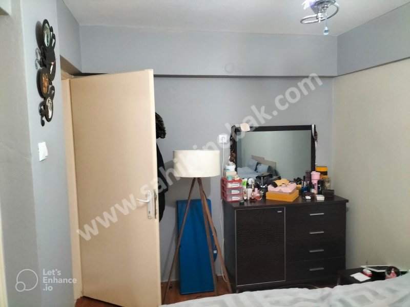 İZMİR KONAK'DA SAHİBİNDEN SATILIK 3+1 DOĞU GÜNEY CEPHE 103 M2 DAİRE