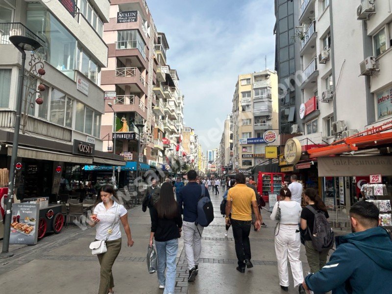 ALSANCAK KIBRISŞEHİTLERİNDE  SEVİNÇ PASTANESİ YAKINI KİRALIK OFİS