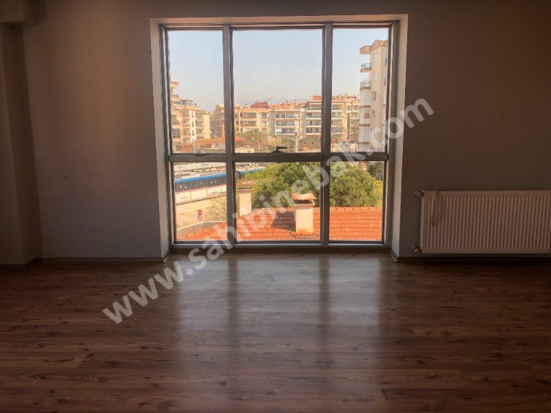 İZMİR KARŞIYAKA YALI MAH. SATILIK 3+1 LÜX KÖŞE DAİRE