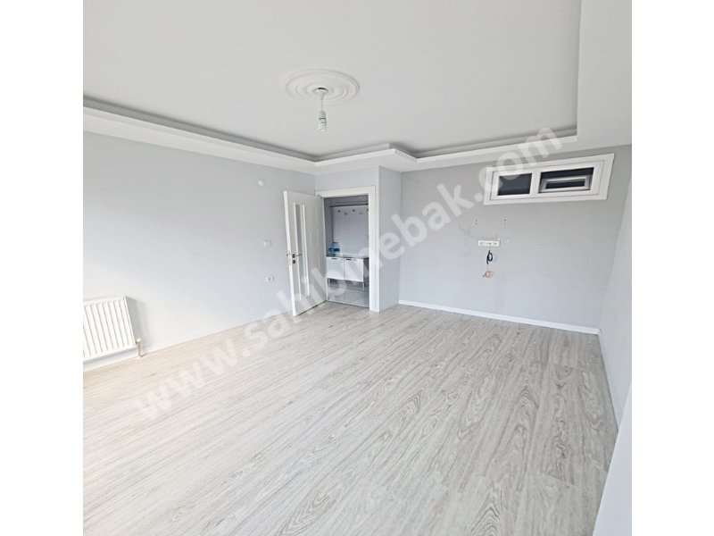 Esenyurt Turgut Özal Mah. Satılık 3. Kat 2+1 Daire 80 m2