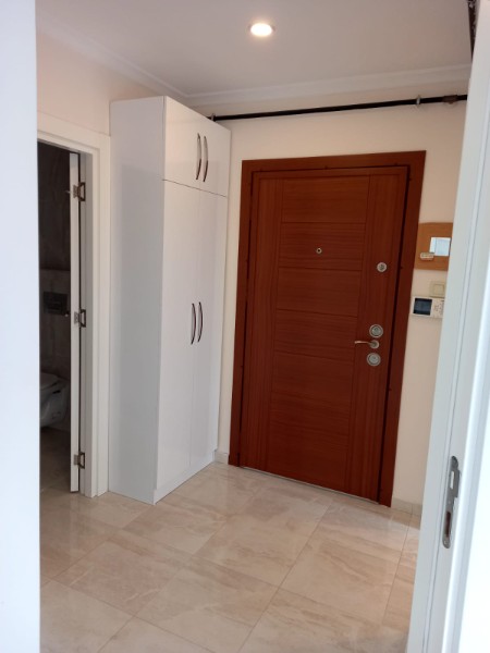 MALTEPE ZÜMRÜTEVLERDE SATILIK 2+1 KOMBİLİ 70 m2 YÜKSEK GİRİŞ DAİRE