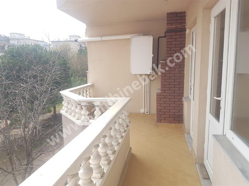 NİLÜFER BEŞEVLER KONAK CAD. SATILIK 3.KAT 3+1 DAİRE