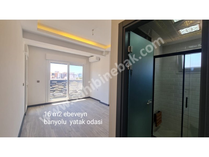 Seferihisa Camikebirde Müstakil Bahçesi Satılık 5+2 Hauzlu Villa