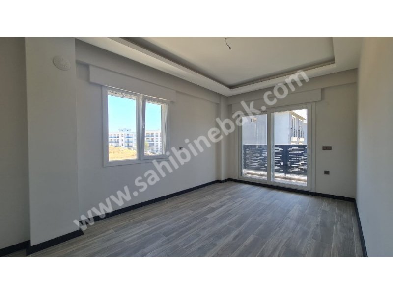 Seferihisa Camikebirde Müstakil Bahçesi Satılık 5+2 Hauzlu Villa