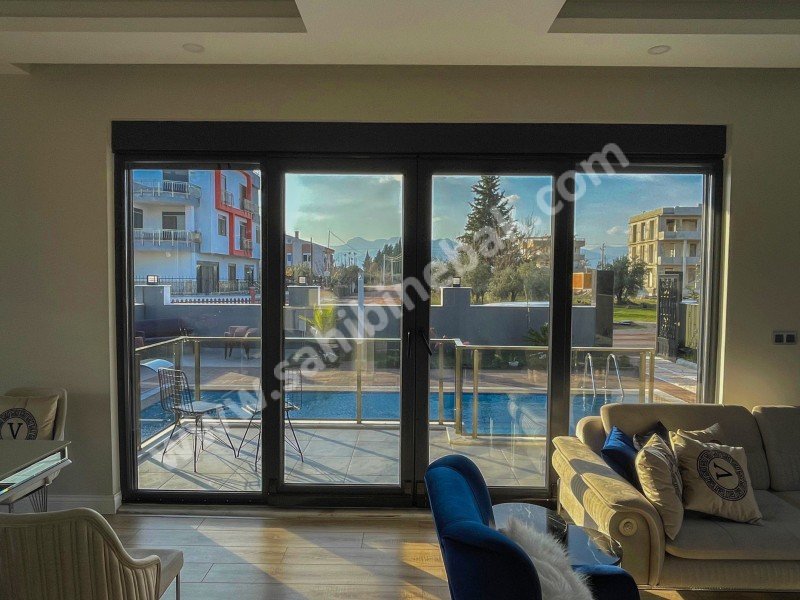 ANTALYA DÖŞEMEALTINDA SATILIK 540 M2  6+1  HAVUZLU MALİKANE