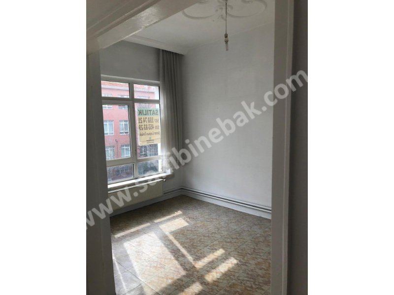 MAMAK PEYAMİSEFA MH. 327 SK. KİRALIK 1.KAT 3+1 100 M2 DAİRE