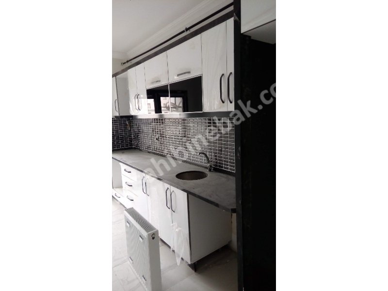İstanbul Pendik Kavakpınar Mah. Kiralık 4.Kat 2+1 Daire