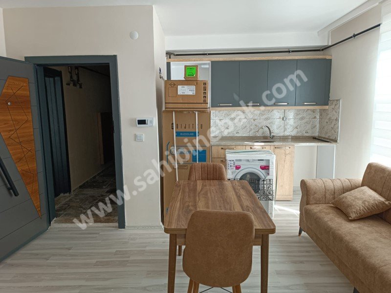 AKSARAY MERKEZ KİRALIK 1+1 FULL EŞYALI DAİRE