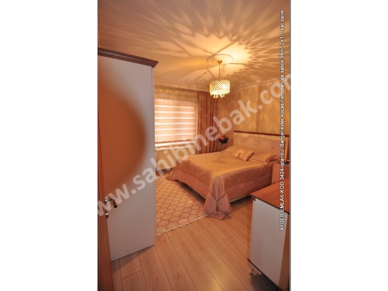 İstanbul Bahçelievler Kocasinan Mah. Satılık 1.Kat, 2+1, 98 m2 Daire