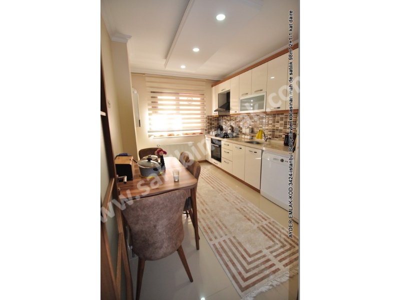 İstanbul Bahçelievler Kocasinan Mah. Satılık 1.Kat, 2+1, 98 m2 Daire