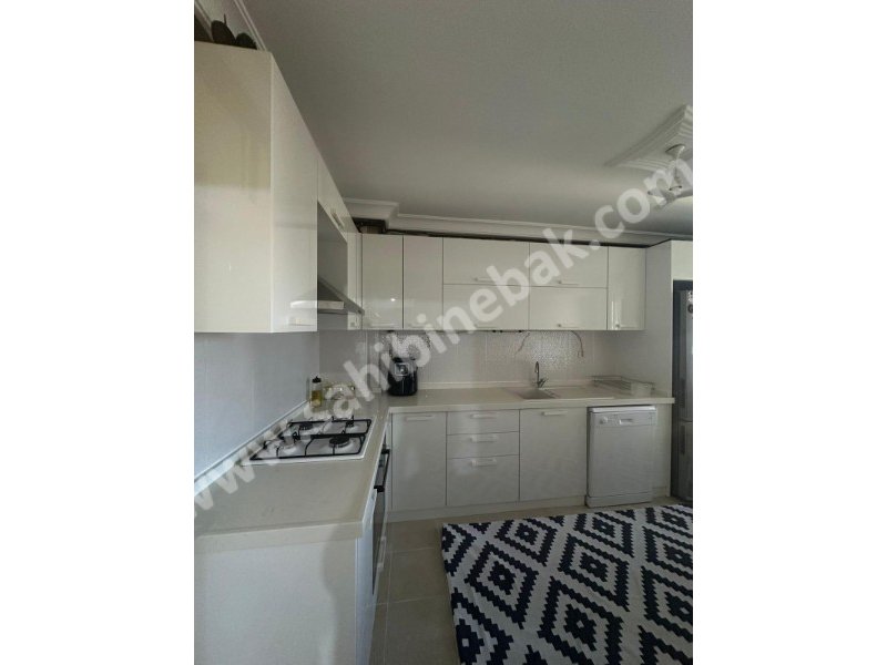 BURSA NİLÜFER ÜÇEVLER MAH. SATILIK 3.KAT SİTE İÇİ 3+1 DAİRE