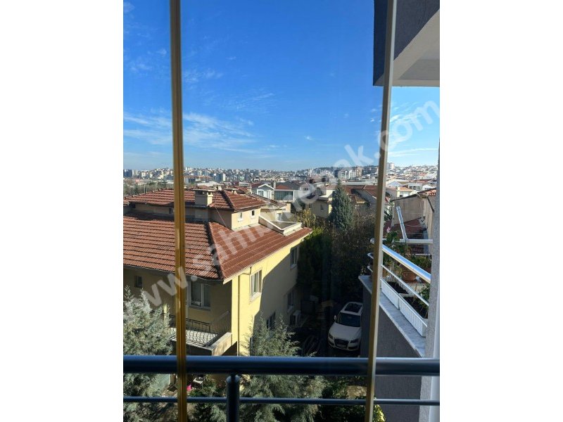 BURSA NİLÜFER ÜÇEVLER MAH. SATILIK 3.KAT SİTE İÇİ 3+1 DAİRE
