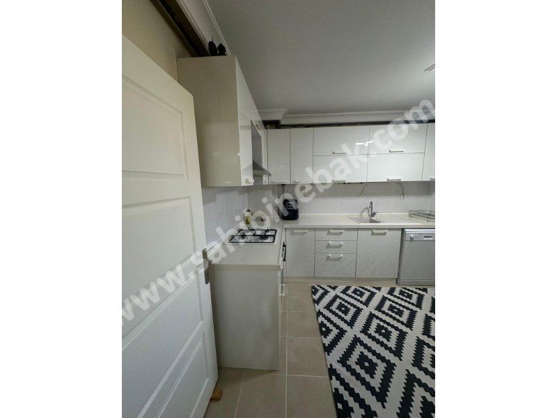 BURSA NİLÜFER ÜÇEVLER MAH. SATILIK 3.KAT SİTE İÇİ 3+1 DAİRE