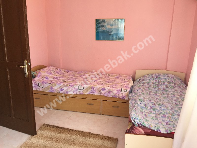İzmir Dikili'de Site İçinde Bahçeli Havuzlu Kiralık Dublex Villa
