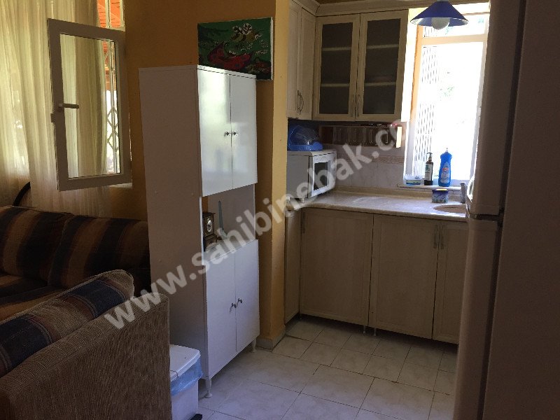 İzmir Dikili'de Site İçinde Bahçeli Havuzlu Kiralık Dublex Villa