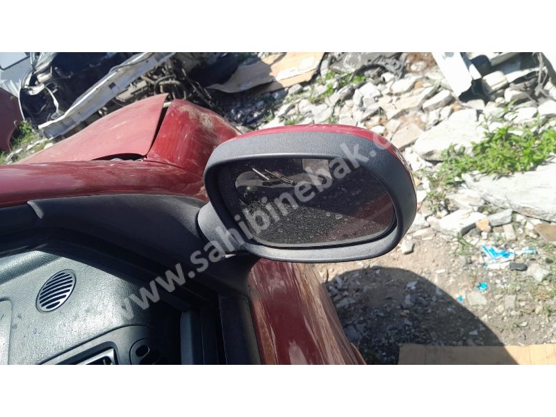Clio 2 sag ayna