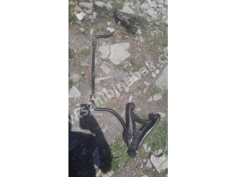 Clio 2 sag dalincak