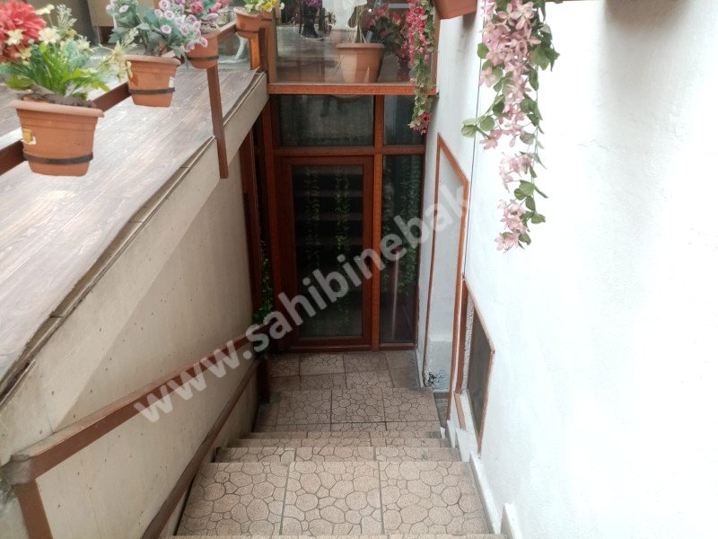 ANKARA ALTINDAĞ HAMAMÖNÜNDE 5 KATLI RESTORANT CAFE MÜSTAKİL KONAK