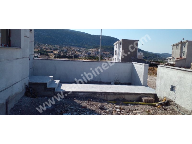 İZMİR KARABURUN MORDOĞANDA SATILIK 3.5 KAT KAMUKENT ARSASI