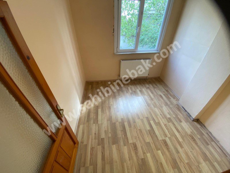 ROSA EMLAK TAN MALTEPE METROYA YAKIN TEMIZ KİRALIK DAİRE