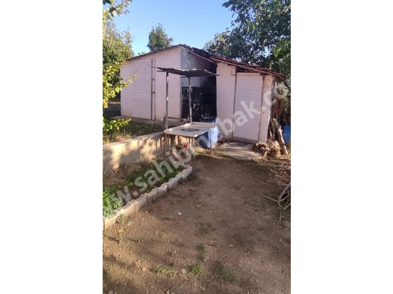 ISPARTA ŞARKİKARAAĞAÇ YUKARIDİNEK KÖYÜ KURUÇAY MEVKİİNDE SATILIK 7984 M2 BAHÇE